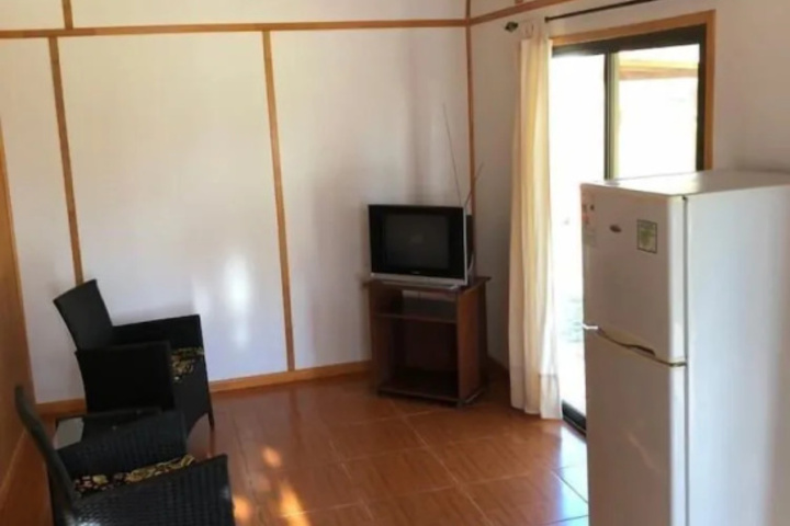 Room 8 of 18