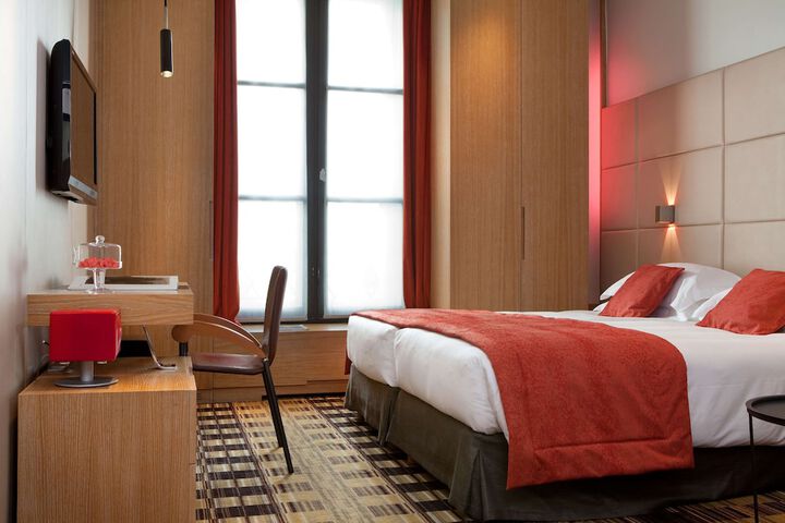 Room 16 of 73