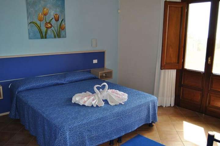Room 10 of 55