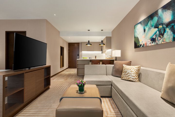 Room 5 of 44