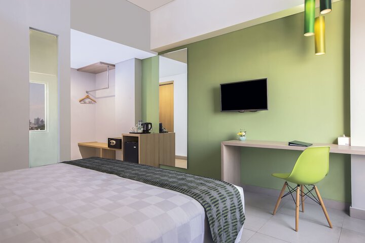 Room 6 of 23