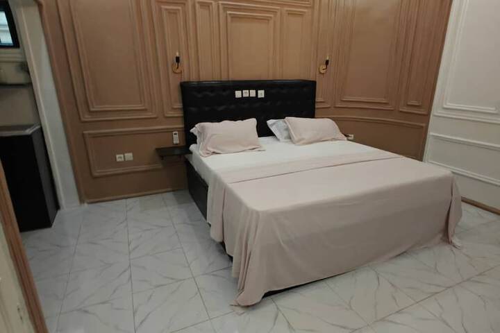 Room 15 of 71