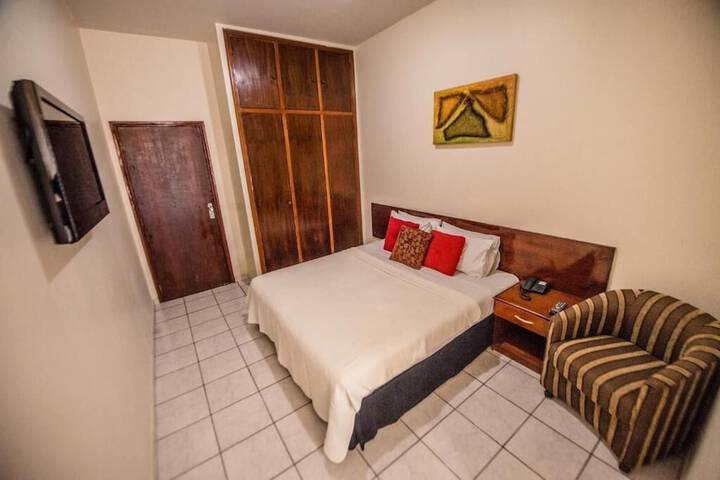 Room 13 of 26
