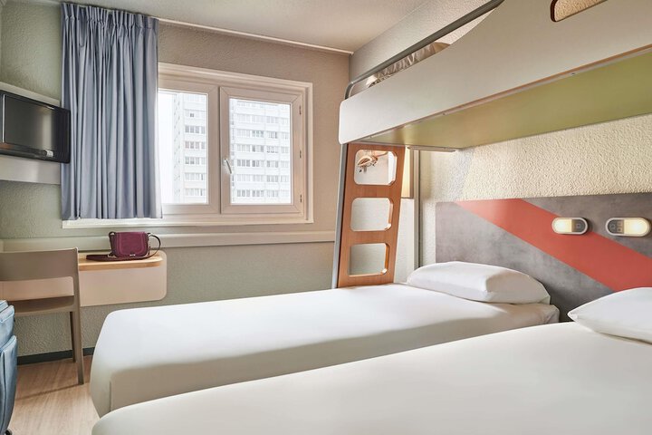 Room 10 of 55