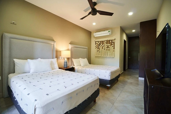 Room 5 of 19