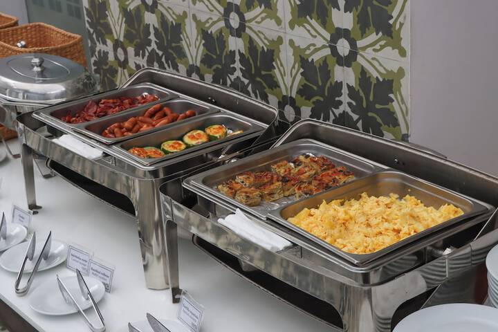 Breakfast buffet