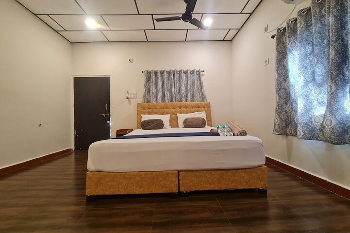 Room 11 of 52