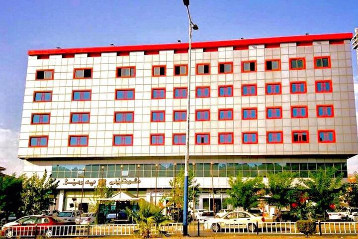Parezh Hotel