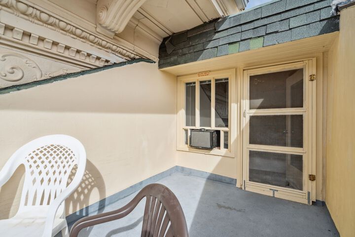 Terrace/Patio 260 of 302