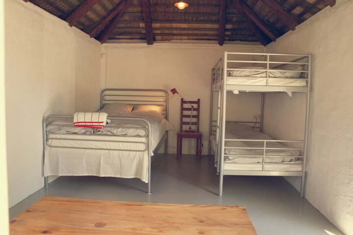 Room 6 of 47