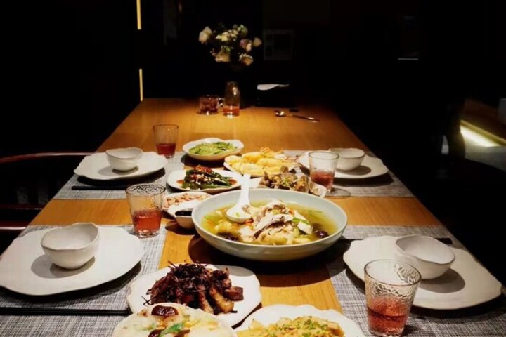 Dining 118 of 155