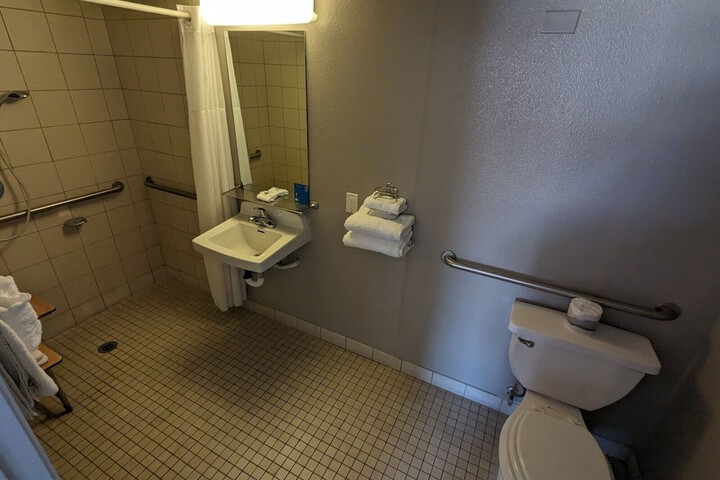 Room 78 of 99