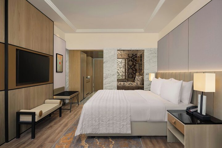 Room 18 of 64