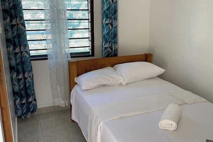 Room 9 of 25