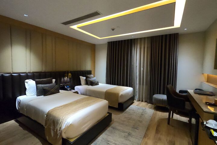 Room 21 of 62