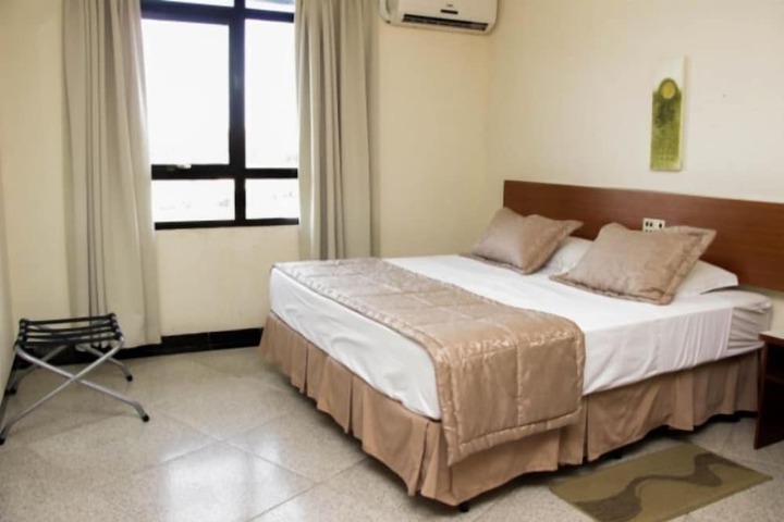 Room 10 of 63