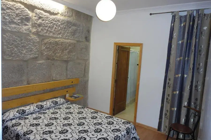 Room 6 of 31