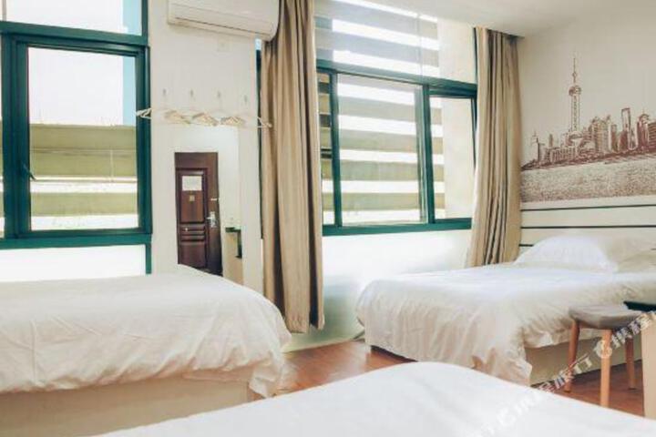 99inn Selected Hotel (Shanghai Minhang Shujian Road subway station)