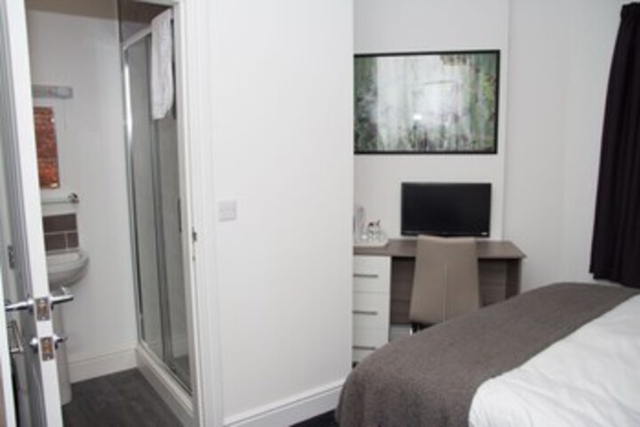 Room 30 of 36