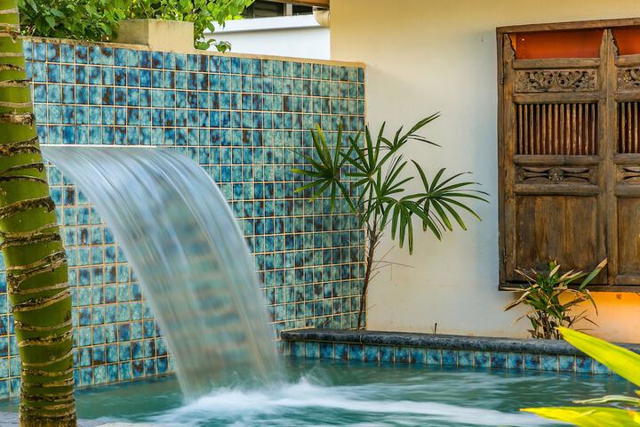 Pool 36 of 48