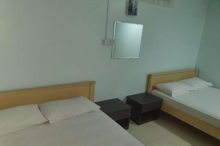 Room 16 of 20
