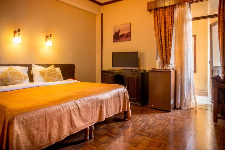 Room 5 of 41