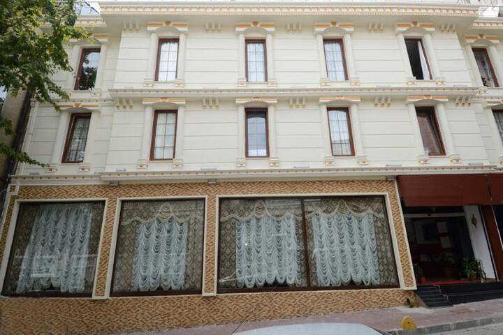 Exterior of Safir Hotel