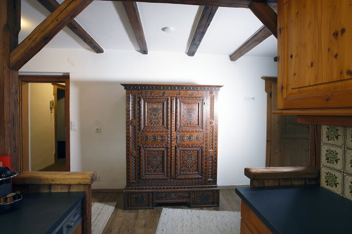 Room 11 of 41