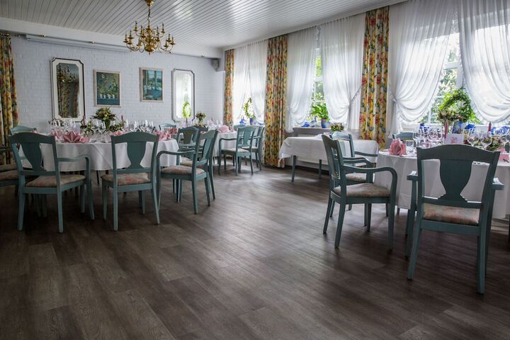 Indoor wedding