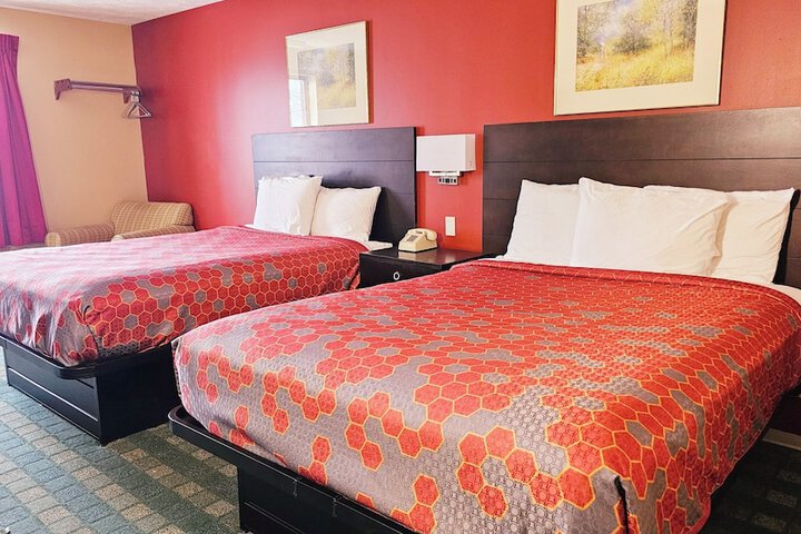 Comfort Single Room 2 Queen Beds (2 of 7)