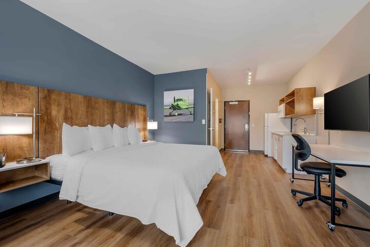 Room 8 of 39