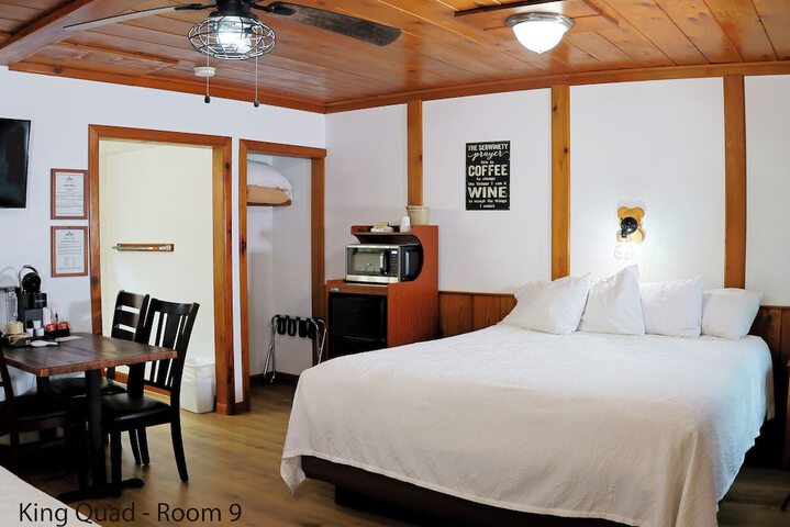 Room 139 of 341