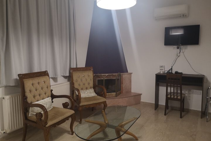 Room 69 of 110