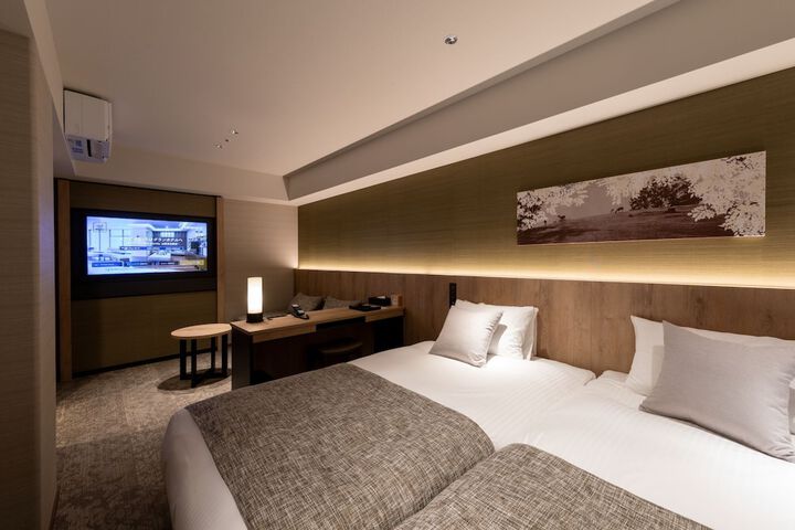 Room 21 of 40