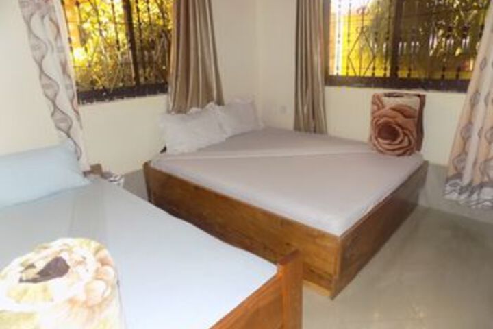 Room 27 of 67