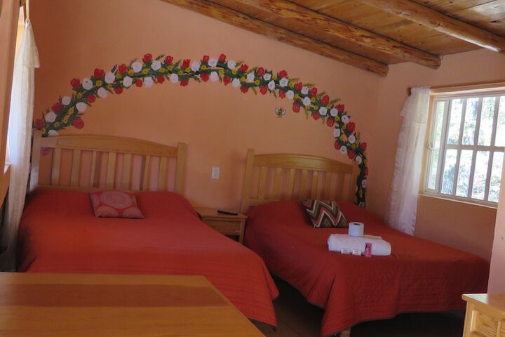 Room 5 of 18