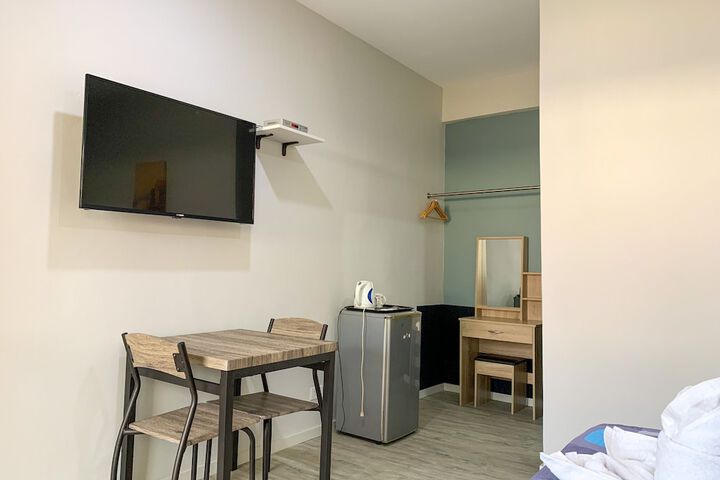 Room 5 of 24