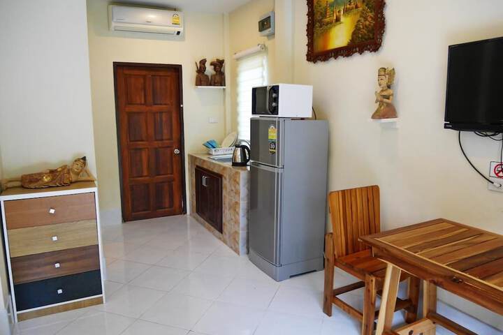 Room 20 of 33