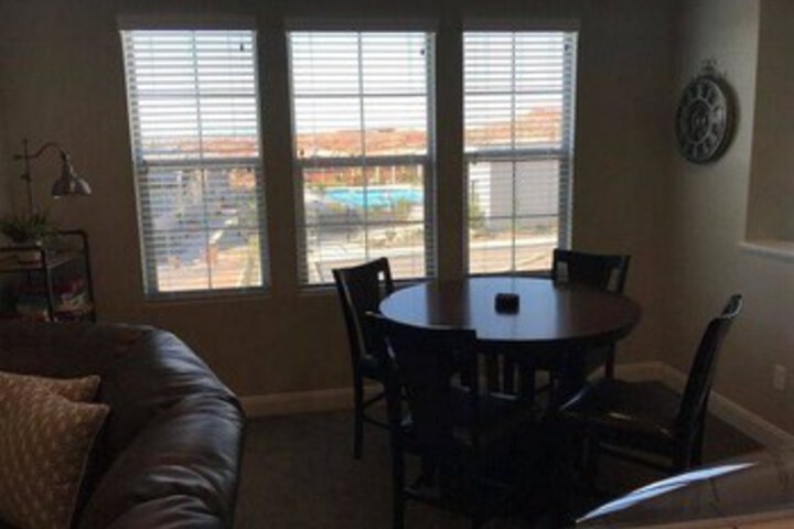 Room 16 of 39