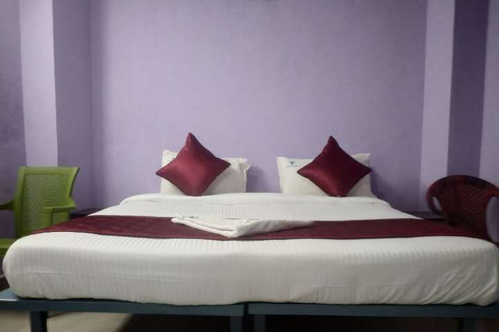 Room 14 of 28