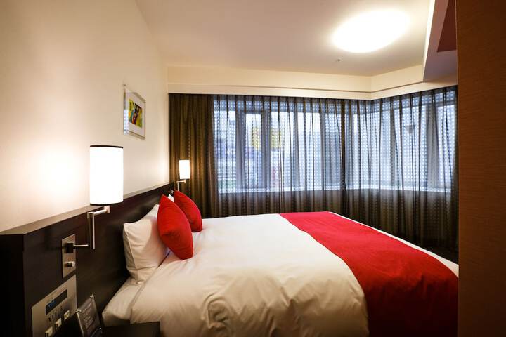 Room 16 of 54