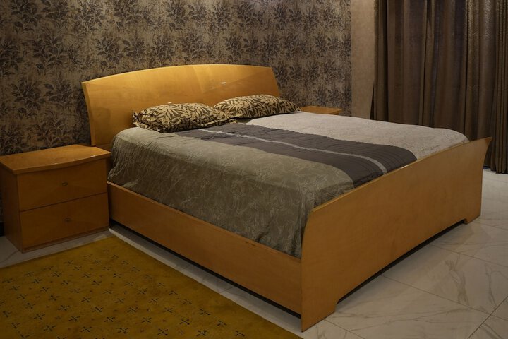 Room 12 of 23