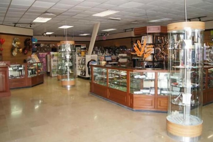 Gift Shop 18 of 26