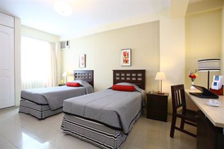 Room 14 of 26
