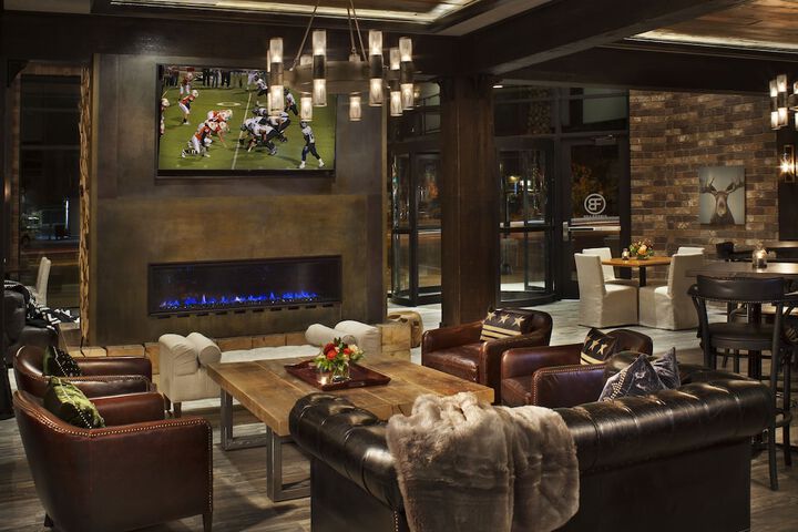 Hotel Lobby