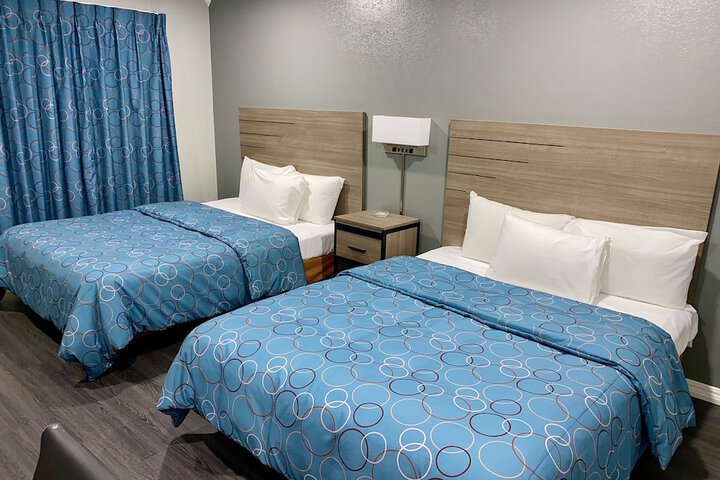 Room 29 of 35