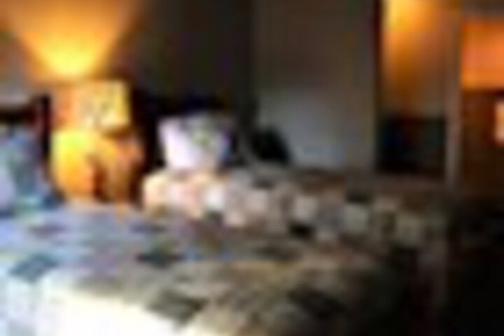 Room 137 of 504