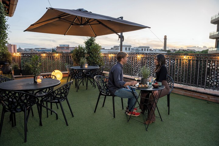 Terrace/Patio 187 of 188