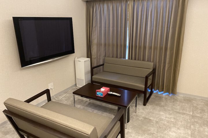 Room 25 of 46
