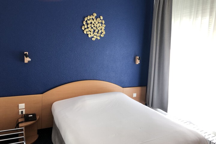 Room 19 of 54